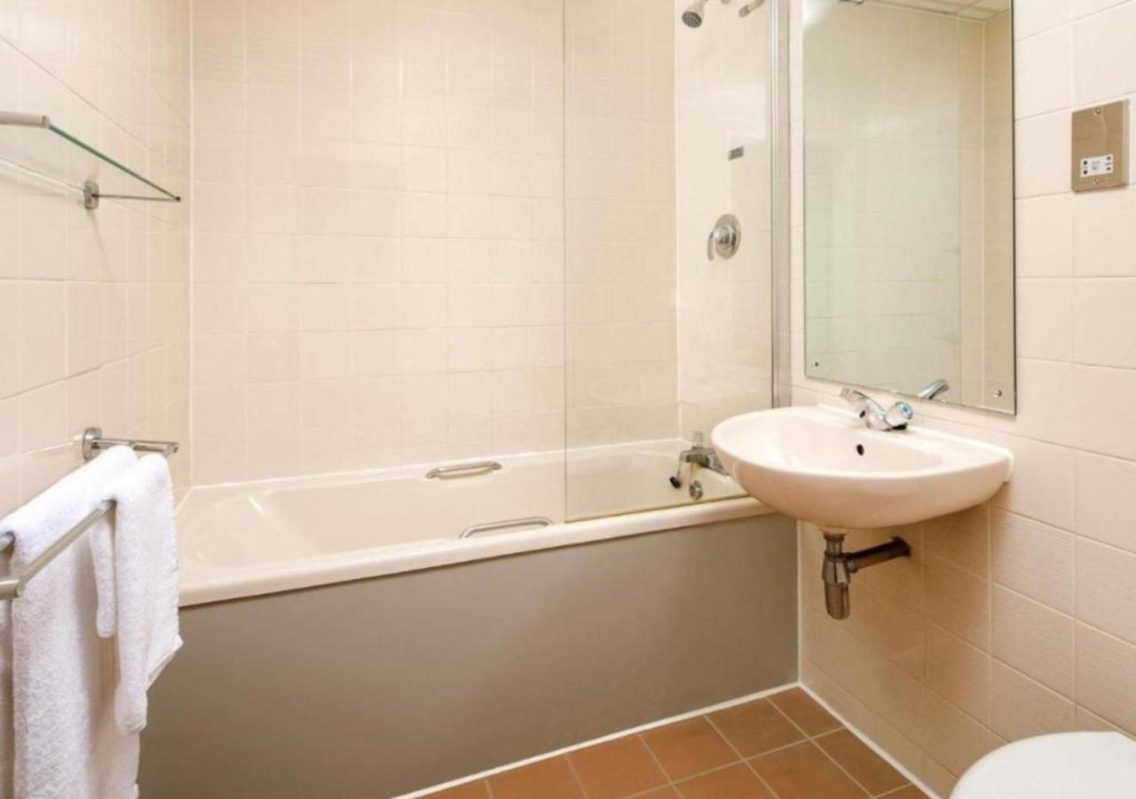 Mercure Norwich Hotel Buitenkant foto